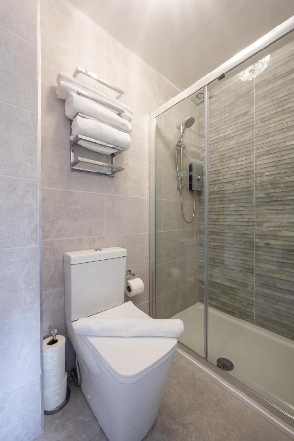 Mulberry House - Luxurious And Modern 4-Bed In Solihull Near Nec,Jlr, Airport, Resorts World, Hs2 Εξωτερικό φωτογραφία